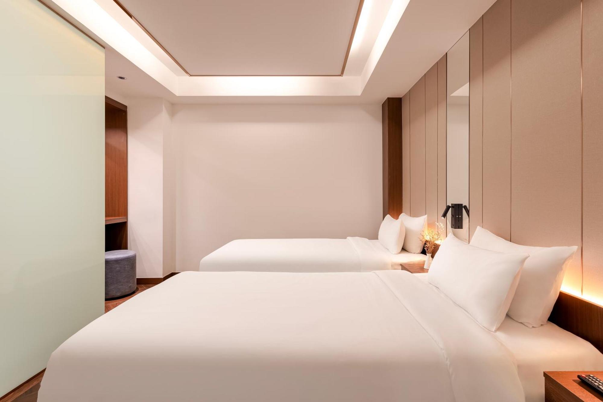 Riverside Hotel 万象 外观 照片